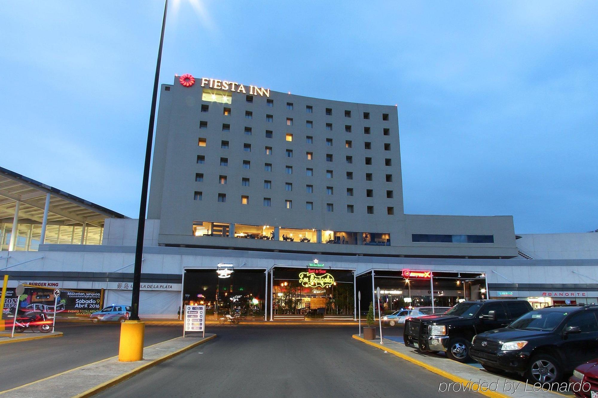 Fiesta Inn Express Дуранго Екстериор снимка